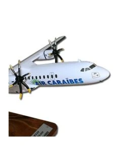 Maquette Bois Air Caraïbes ATR72-500 F-OIJH -BOUTIQUE AERO maquette bois atr72 500 air caraibes 3