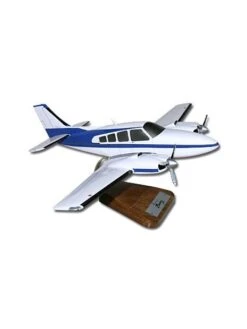 Maquette Bois Beechcraft 58 Baron