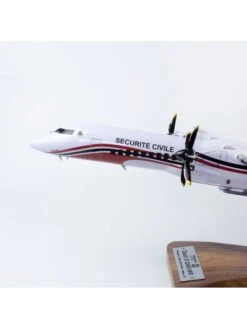 Maquette Bois Dash 8-Q400MR Fireguard Milan 73 Sécurité Civile -BOUTIQUE AERO maquette bois dash 8 q400mr securite civile 3