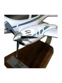 Maquette Bois Diamond DA42 Twin Star -BOUTIQUE AERO maquette bois diamond da42 twin star 4