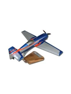 Maquette Bois Extra 330SC -BOUTIQUE AERO maquette bois extra 330sc 1