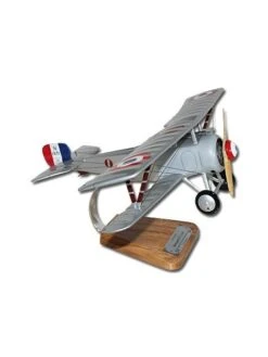 Maquette Bois Nieuport 17N