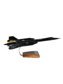 Heller Maquette Bois SR71A Blackbird -BOUTIQUE AERO maquette bois sr 71a blackbird 2