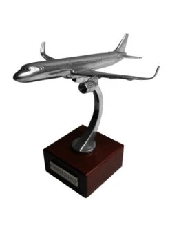 Maquette étain Airbus A321neo Serge LEIBOVITZ - 1/300e