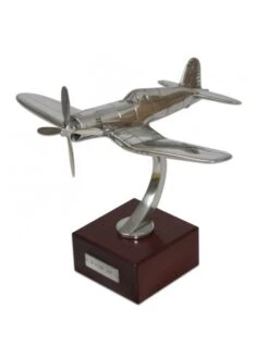 Maquette étain F4U Corsair Serge LEIBOVITZ - 1/72e -BOUTIQUE AERO maquette etain f4u corsair serge leibovitz 172e 2
