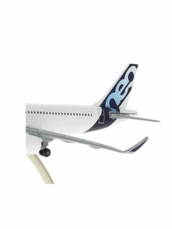 Maquette Métal A320neo Airbus Livrée Prototype - 1/400e -BOUTIQUE AERO maquette metal a320neo airbus livree prototype 1 400e 2