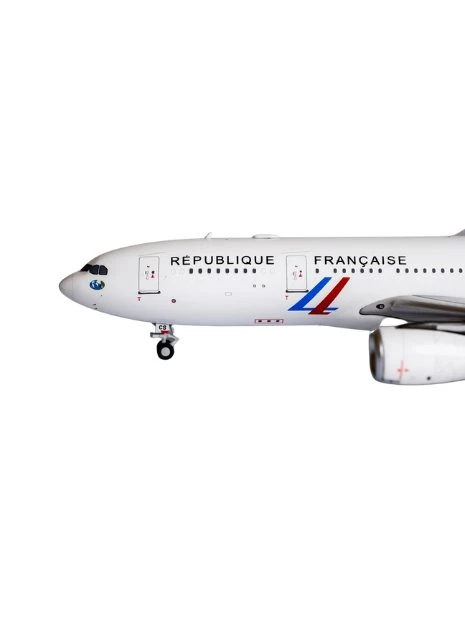 Maquette Métal Airbus A330-200 Armée De L'Air F-UJCS - 1/400e 4 Maquette Métal Airbus A330-200 Armée De L'Air F-UJCS - 1/400e – Image 2