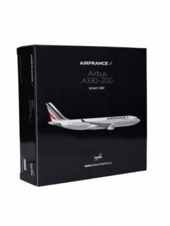Maquette Plastique Airbus A330-200 Air France « Valençay » F-GZCM - 1/200e -BOUTIQUE AERO maquette metal airbus a220 300 air france saint tropez f gzcm 1 4