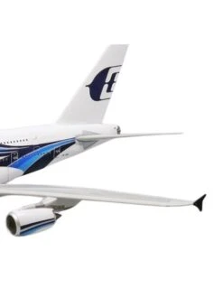 Maquette Métal Airbus A380 ''100th A380'' Malaysia Airlines 9M-MNF - 1/400e -BOUTIQUE AERO maquette metal airbus a380 100th a380 malaysia airlines 9m mn 1