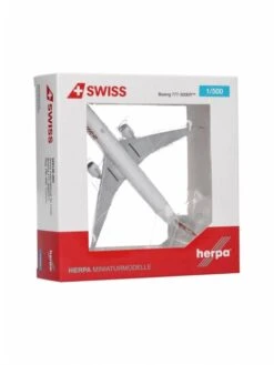 Maquette Métal Boeing 777-300ER Swiss Air Lines « Luzern » HB-JNK - 1/500e -BOUTIQUE AERO maquette metal boeing 777 300er swiss inter air line luzern hb 1 5