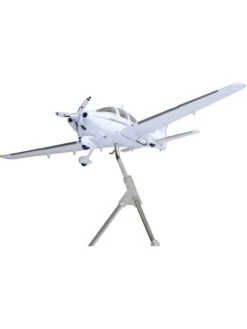 Maquette Métal Cirrus SR22 N2525V - 1/72e -BOUTIQUE AERO maquette metal cirrus sr22 n2525v 172e 3