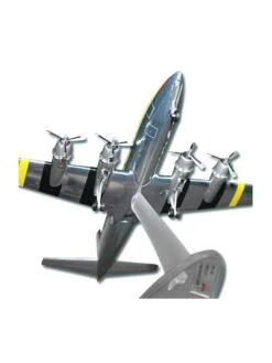 Maquette Métal DC6 Pan American - 1/200e -BOUTIQUE AERO maquette metal dc6 pan american 1 200e 4