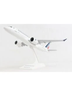 Maquette Plastique A220-300 Airbus - 1/100e -BOUTIQUE AERO maquette plastique a220 300 airbus 1 100e 4