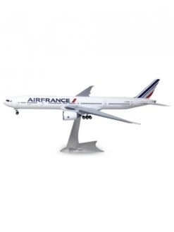 Maquette Plastique Air France Boeing 777-300ER 1/200e “La Rochelle”