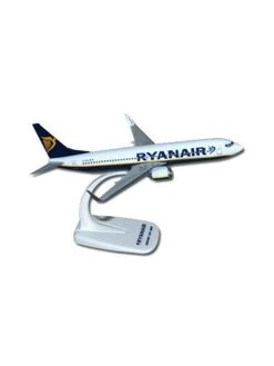 Maquette Plastique « Snap Fit » B737-800 Ryanair - 1/200e