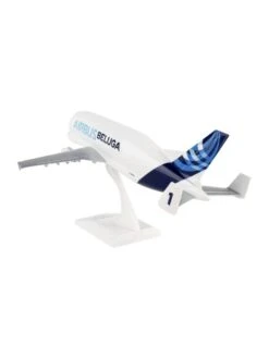 Maquette Plastique Beluga ST N°1 - 1/200e -BOUTIQUE AERO maquette plastique beluga xl4 avec gueule du cachalot 1200e 5