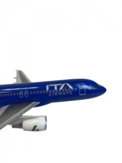 Maquette Plastique « Snap Fit » A320 ITA Airways - 1/200e -BOUTIQUE AERO maquette plastique snap fit a320 ita airways 1 200e 3