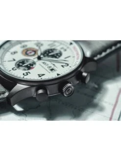 Montre AVI-8 Hawker Hurricane AV-4011-0B Gris Ivoire - Boîtier Gris Foncé, Cadran Blanc, Bracelet Cuir Gris -BOUTIQUE AERO montre avi 8 hawker hurricane av 4011 0b gris ivoire boitier gris fonce cadran blanc bracelet cuir gris 3