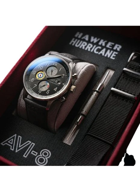 Montre AVI-8 Hawker Hurricane AV-4011-0U Gris Noir - Boîtier Acier, Cadran Noir, Bracelet Cuir Gris 5 Montre AVI-8 Hawker Hurricane AV-4011-0U Gris Noir - Boîtier Acier, Cadran Noir, Bracelet Cuir Gris – Image 3