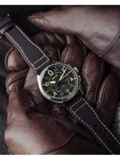 Montre AVI-8 Spitfire AV-4089-01 Chêne De Minuit - Boîtier Acier, Cadran Noir, Bracelet Cuir Noir -BOUTIQUE AERO montre avi 8 spitfire av 4089 01 chene de minuit boitier acier cadran noir bracelet cuir noir 3